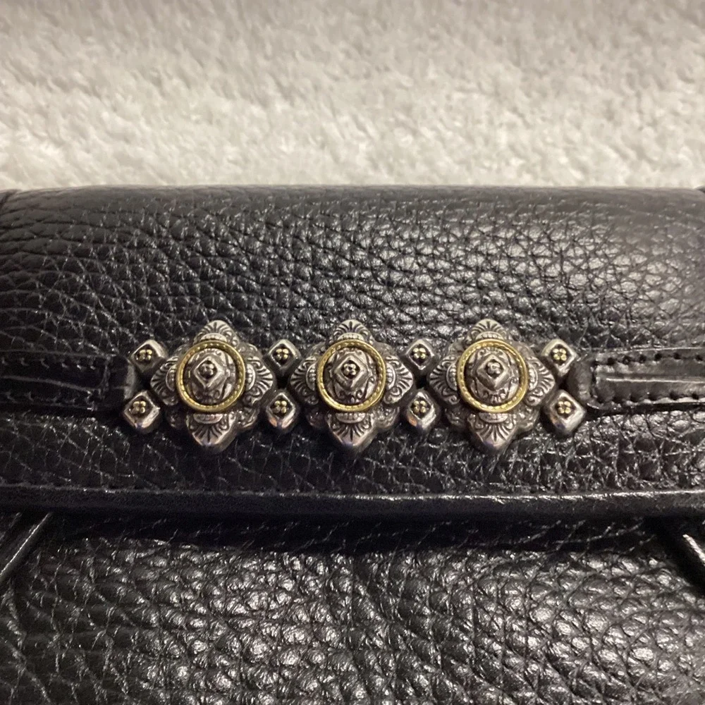 Brighton Black Pebbled Leather Coin Purse Keychain Ornate Silver Gold Hardware